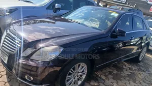 Mercedes-Benz E300 2011