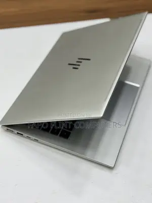 Laptop HP EliteBook 840 G9 16GB Intel Core i7 SSD 512GB