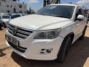 Volkswagen Tiguan S 4Motion 2010 Black