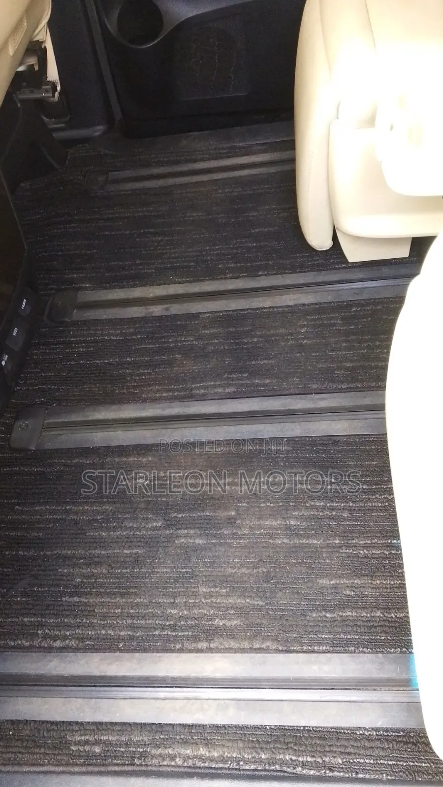 Toyota Alphard 2020 Gray