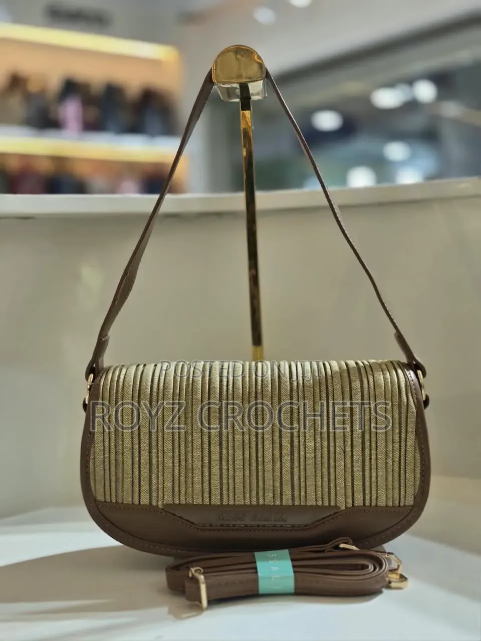 Classy Lady Shoulder Bags