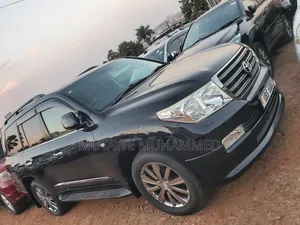 Toyota Land Cruiser 2015 Black