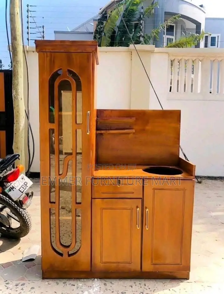 Modern Kitchen Cabinets