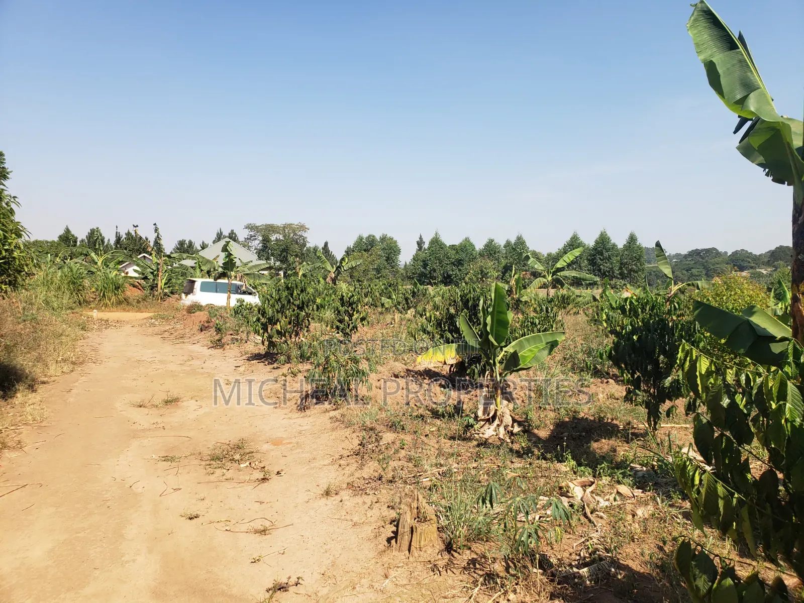 2acres for Sell Buwambo Lugo at 250m