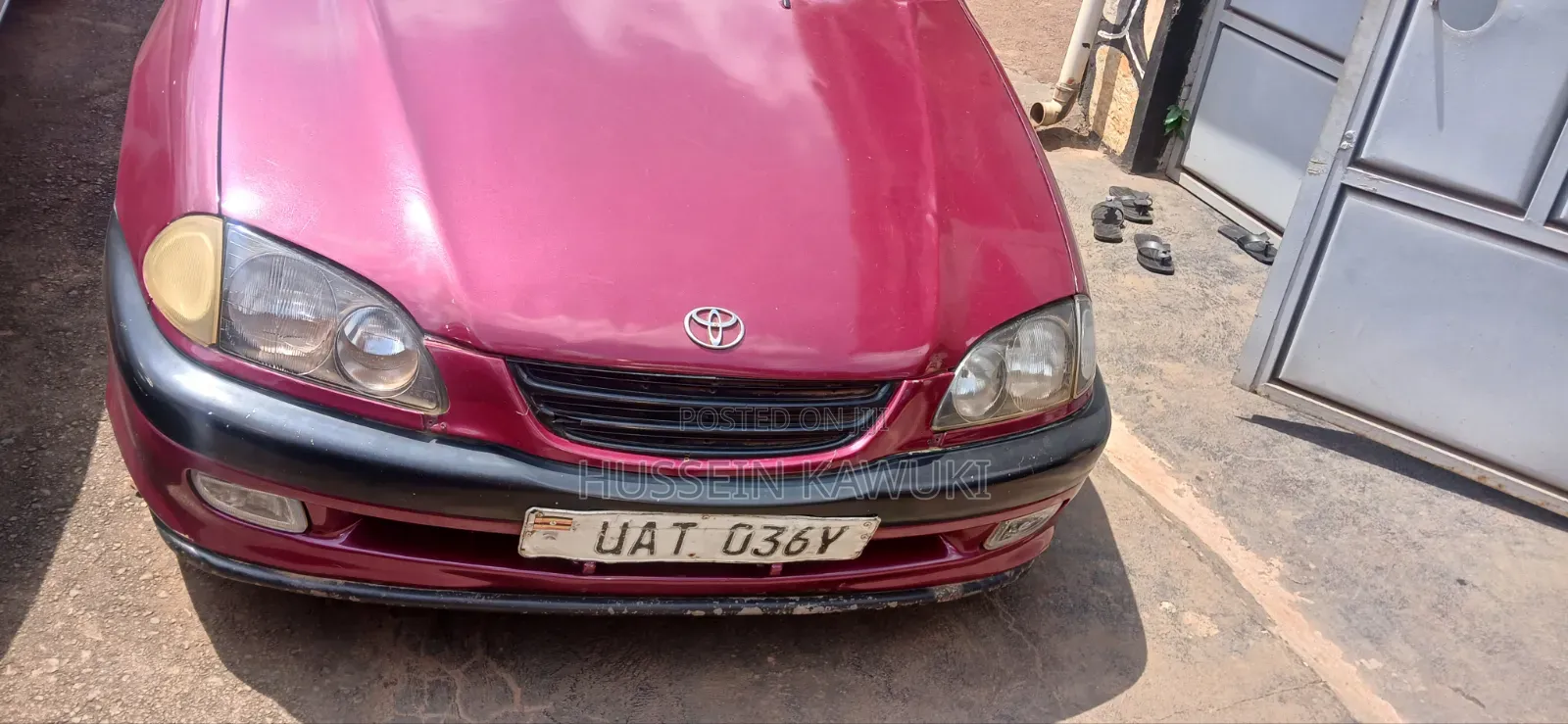 Toyota Corolla II 1999 Maroon