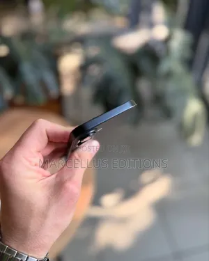 Apple iPhone 16 128 GB Black