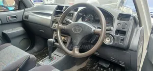 Toyota RAV4 1999 Silver