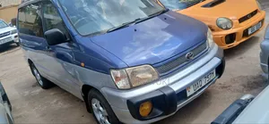 Toyota Noah 2002 Blue
