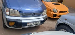 Toyota Noah 2002 Blue