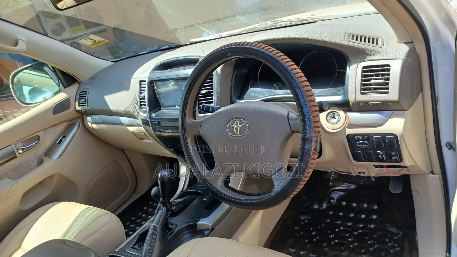 Toyota Land Cruiser Prado 2008 White