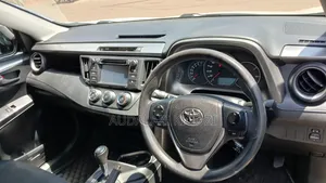 Toyota RAV4 2016 White