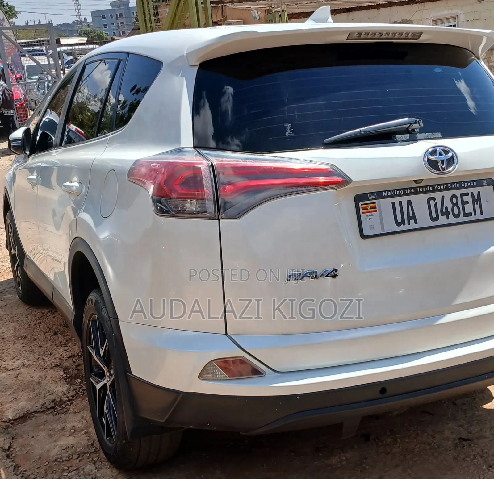 Toyota RAV4 2016 White