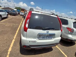 Nissan X-Trail 2012 White