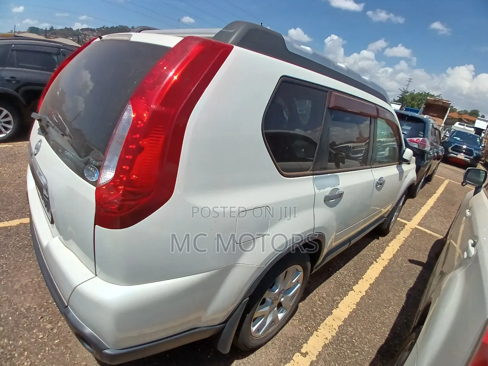 Nissan X-Trail 2012 White