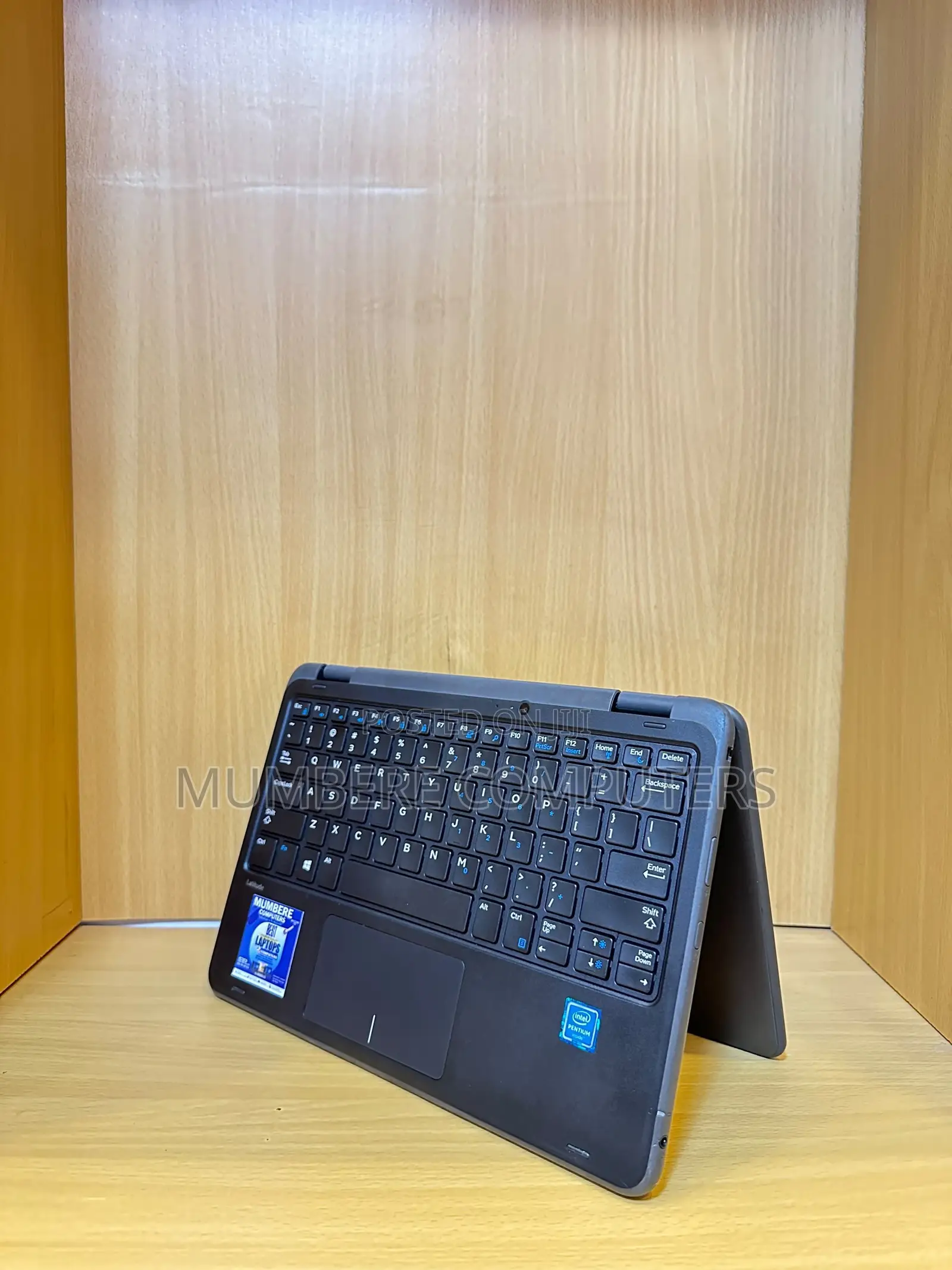 Laptop Dell Latitude 3190 2-in-1 8GB Intel Celeron SSD 128GB