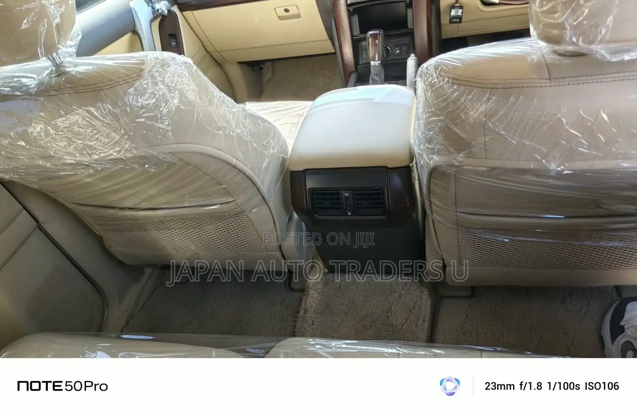 Toyota Land Cruiser 2017 White