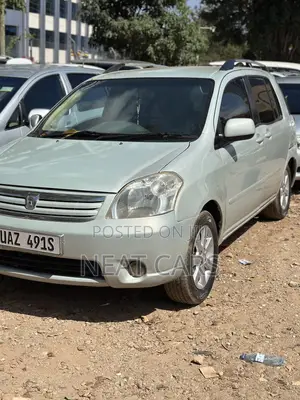 Toyota Raum 2007 Green