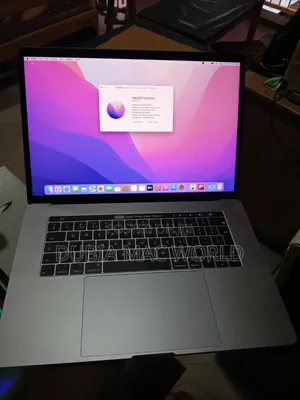 Laptop Apple MacBook Pro 2017 16GB Intel Core i7 SSD 1T