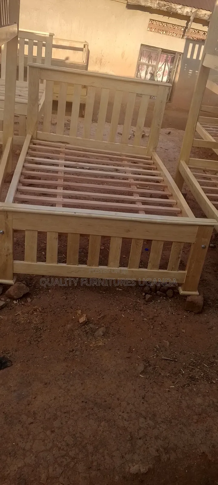 4 by 6 Long Lasting Wooden Bed