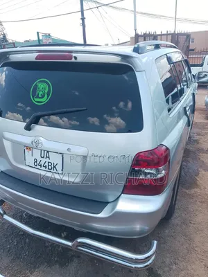 Toyota Kluger 2006 Silver