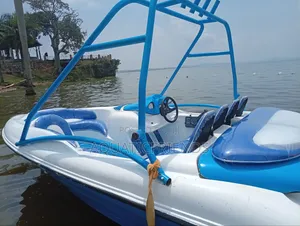 7 People Speed Boat