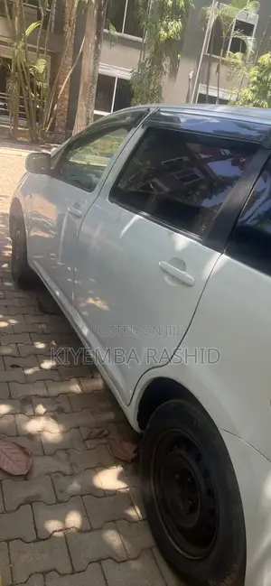 Toyota Wish 2003 White