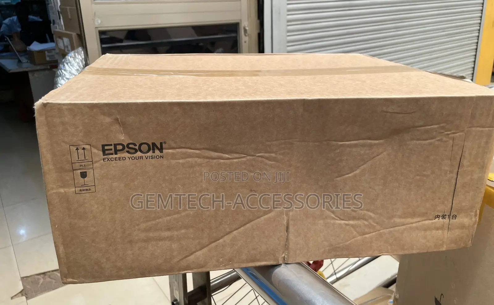 Epson EB-E24 Projector
