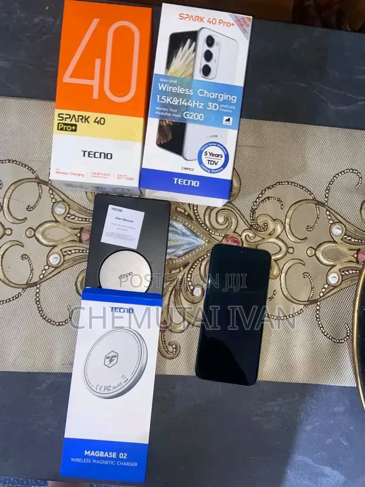 New Tecno Spark 40 Pro+ 256 GB Silver