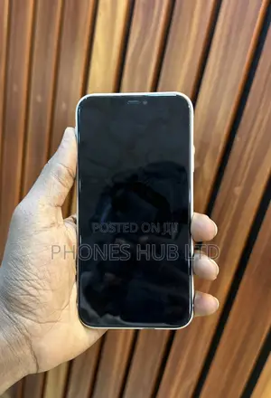 Apple iPhone 11 64 GB White