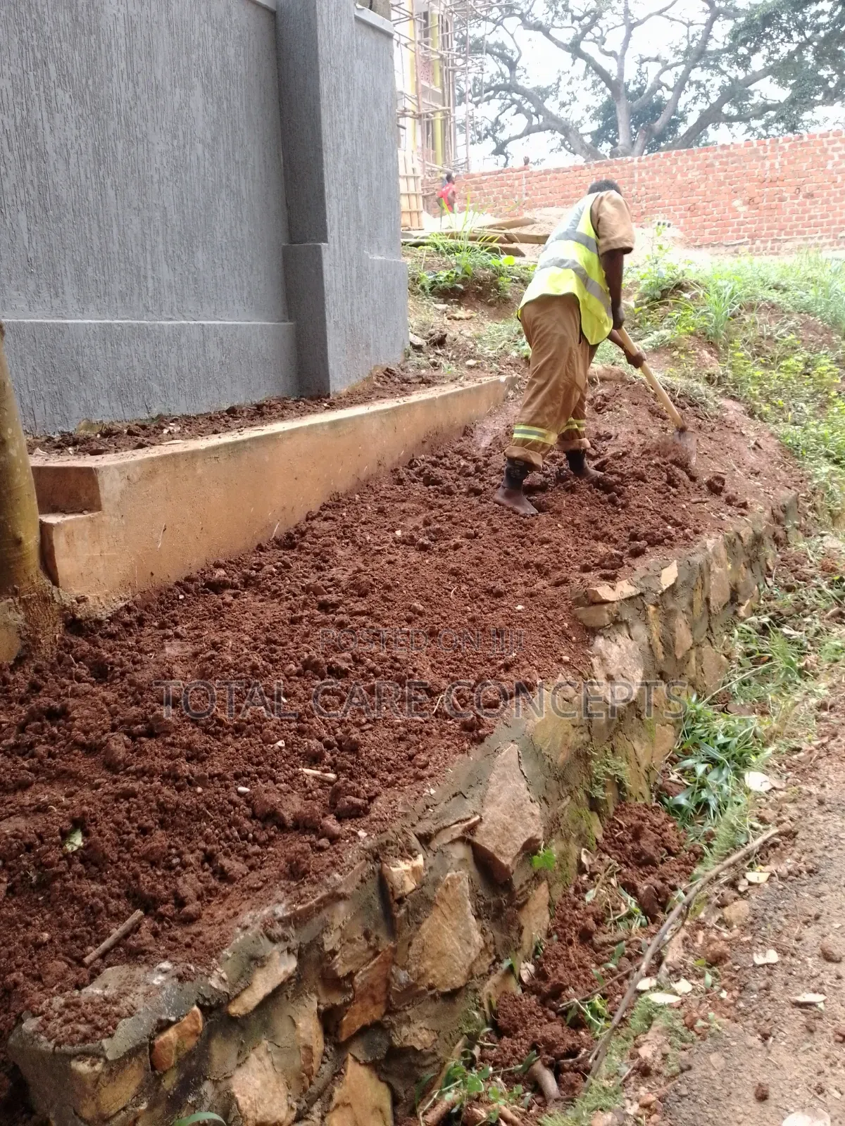 Elegant Gardening Services and Concepts for Your Compound