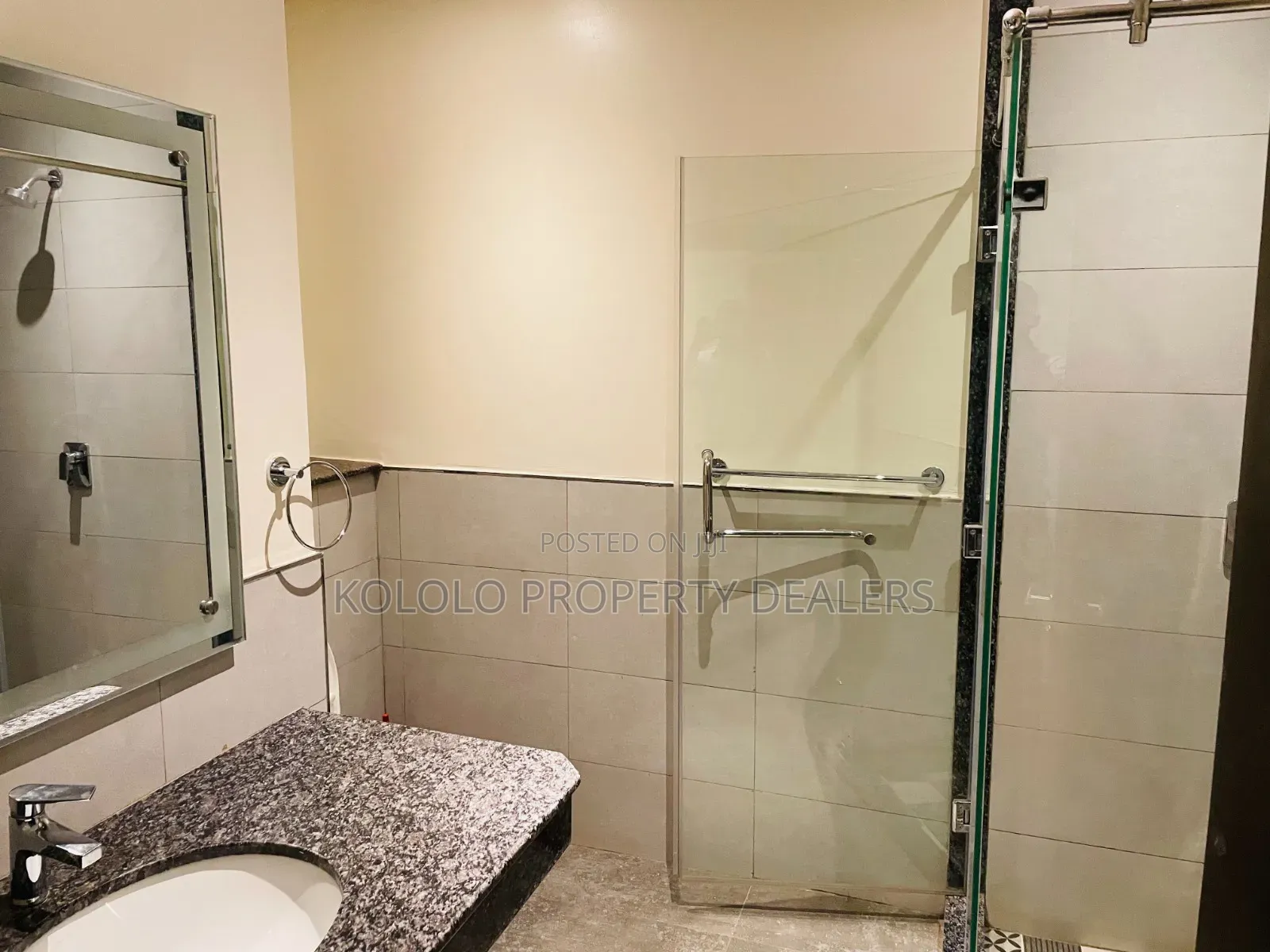 Furnished 3bdrm Apartment in Kololo, Central Division for rent