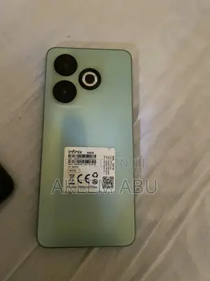 Infinix Smart 8 64 GB Green