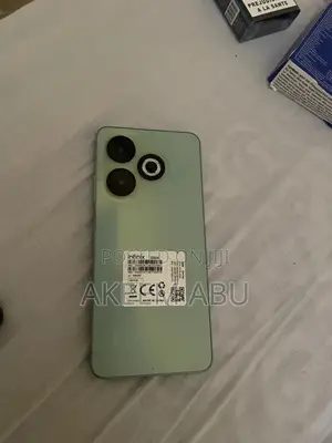 Infinix Smart 8 64 GB Green