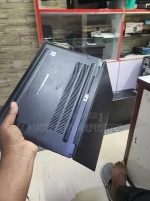 Laptop Dell Latitude 7390 8GB Intel Core i5 SSD 128GB