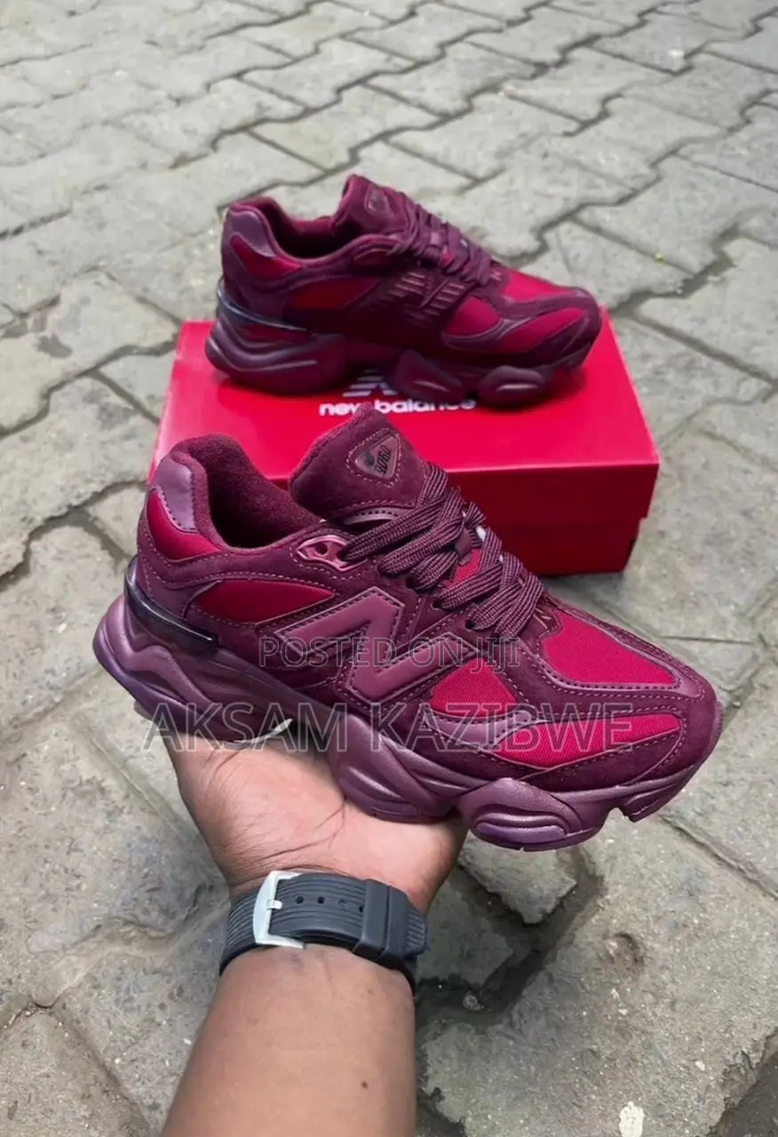 Ladies Sneakers