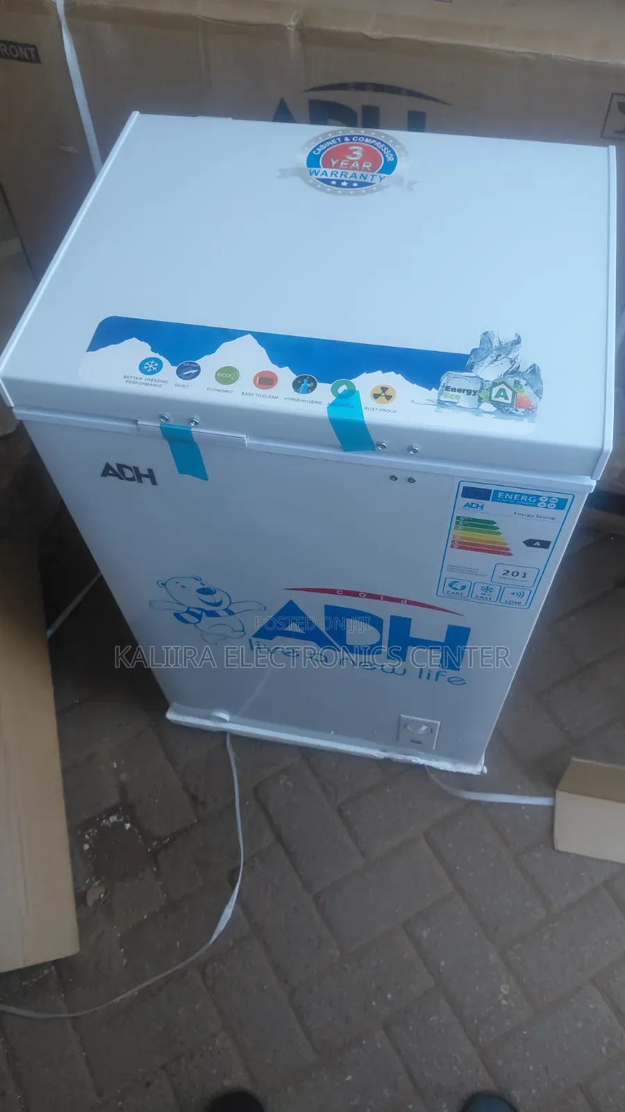 Freezer White Colour
