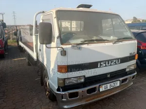 Mitsubishi Canter 1995 Maroon