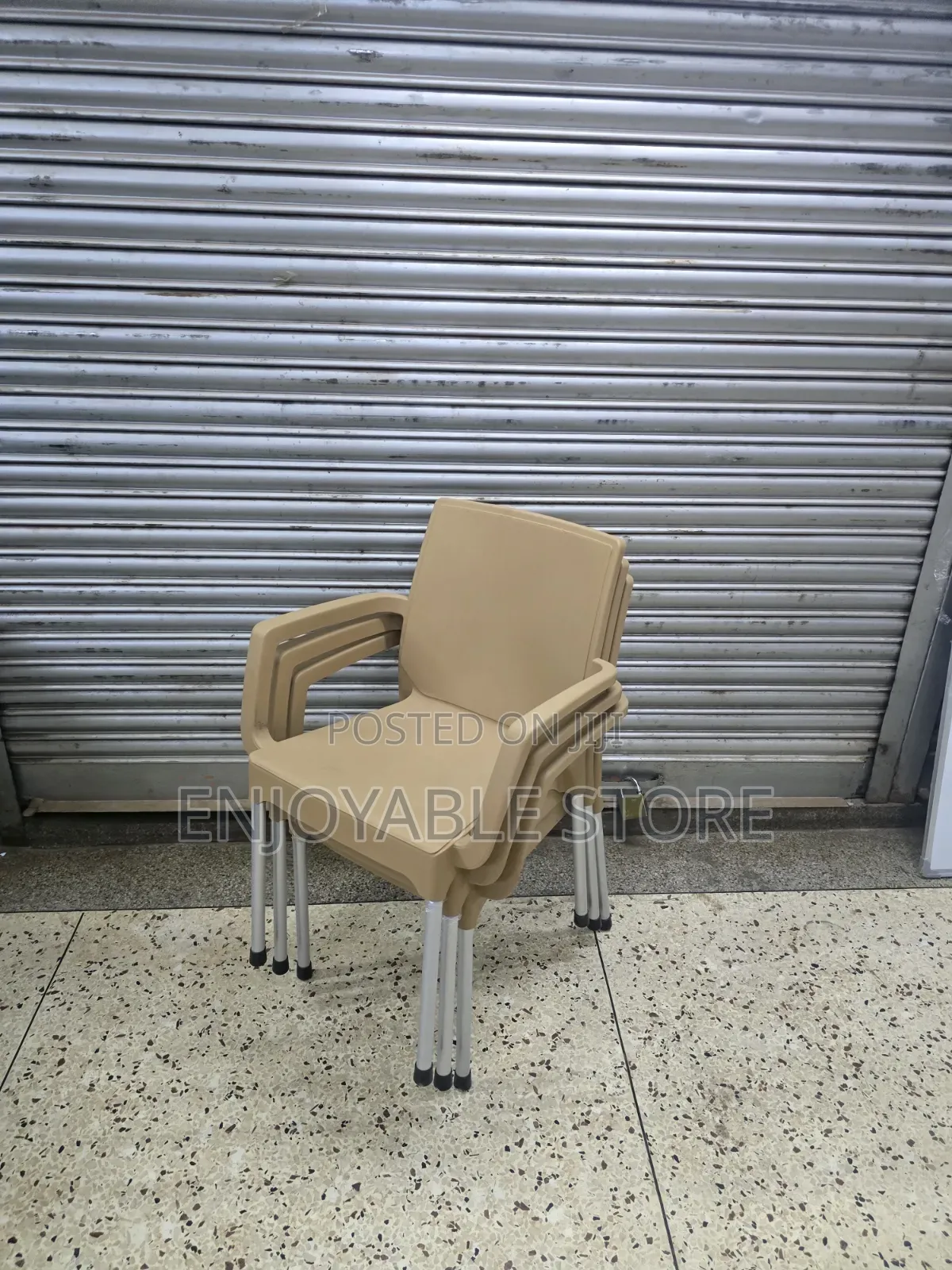 Qualiten Plastic Chairs Plastic Chairs