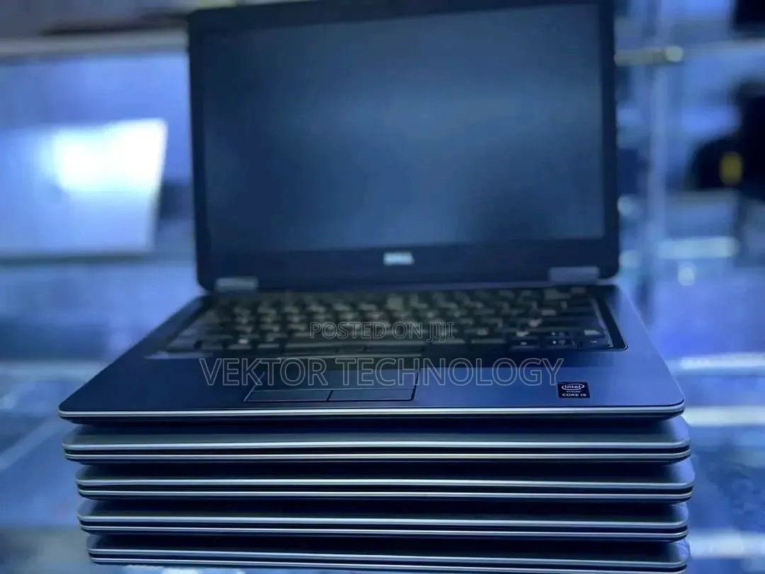 Laptop Dell Latitude 3310 8GB Intel Core i3 SSD 128GB