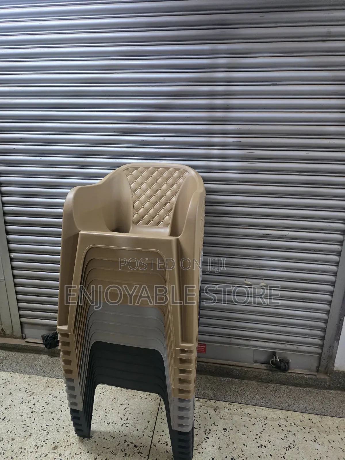 Upright Strong Plastic Chairs Plastic Chairs