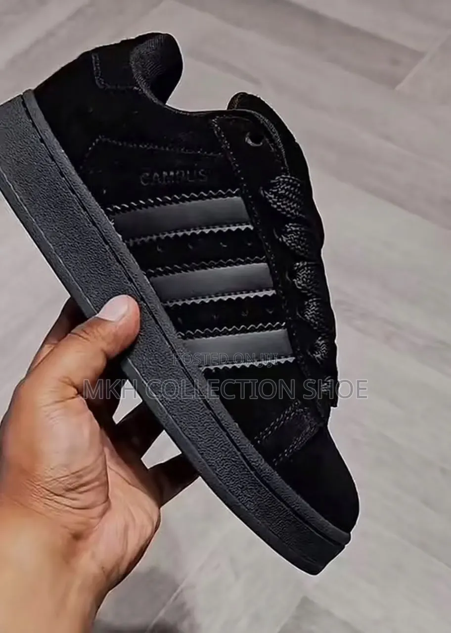 Brand Sneaker