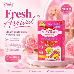 Bloom Gluta Berry Whitening Soap 💖✨