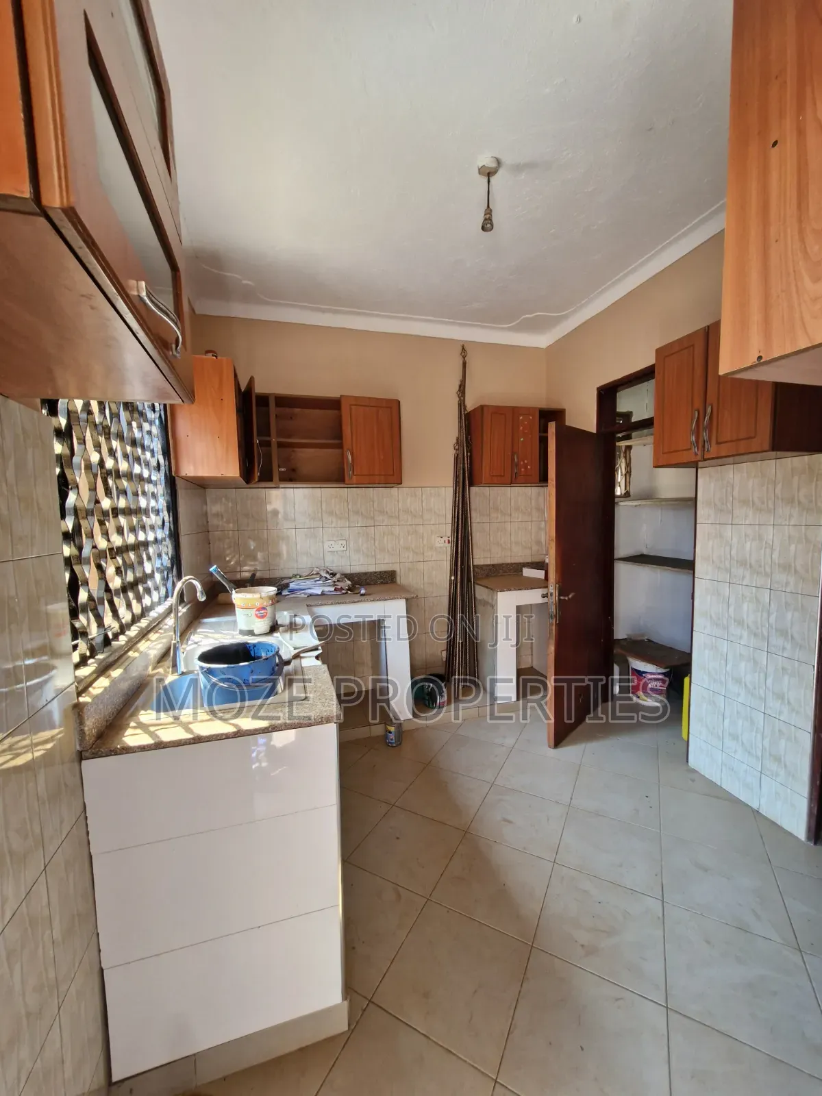 4bdrm Bungalow in Namugongo, Central Division for rent