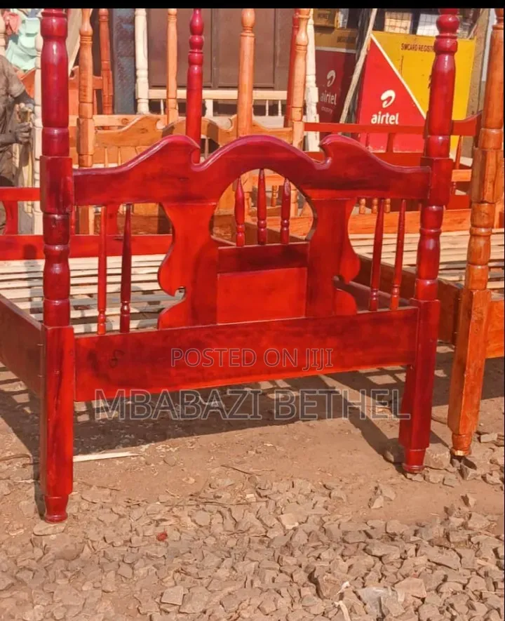 4by6 Wooden Bed Available for Sale