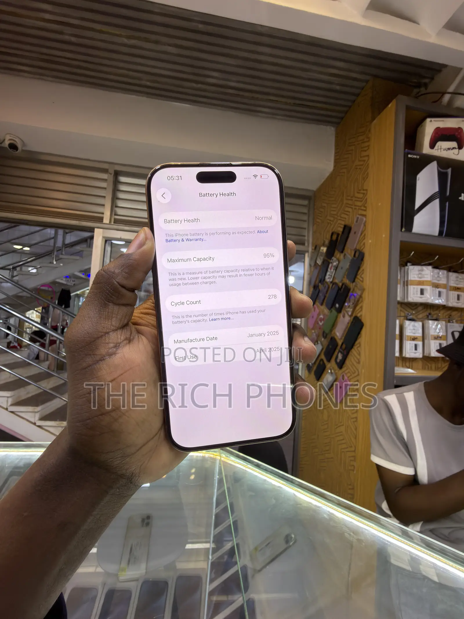 Apple iPhone 16 Pro 128 GB Gold