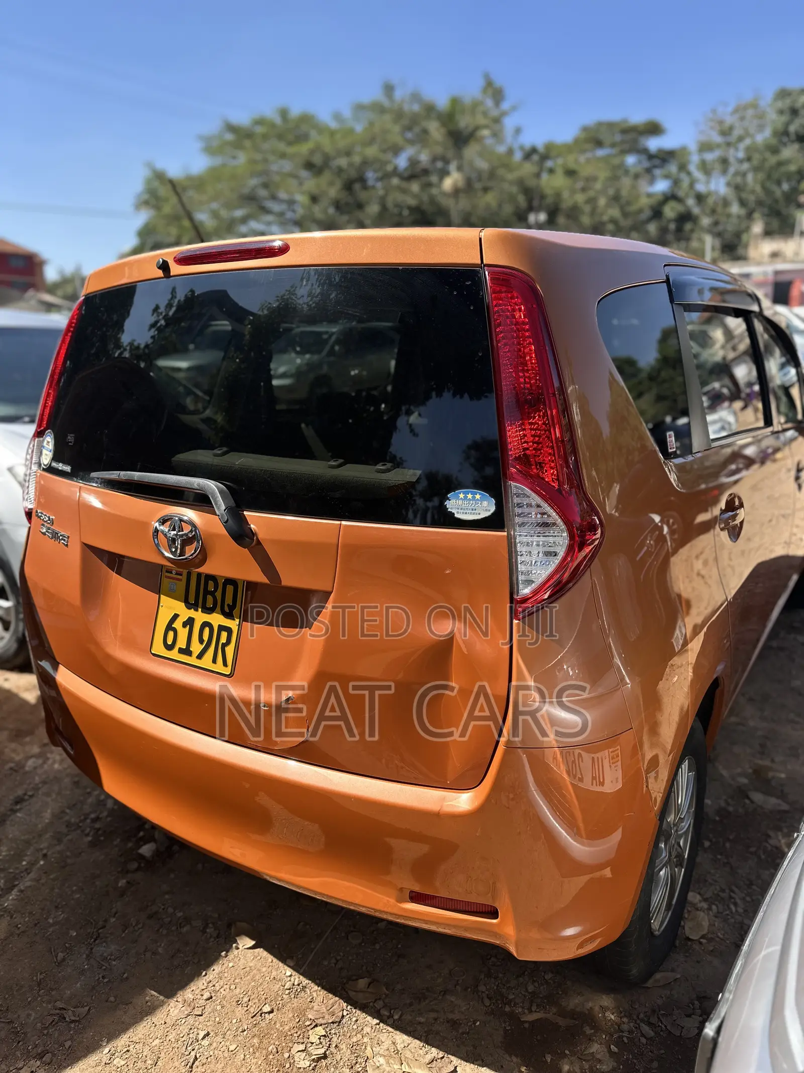 Toyota Passo Sette 2009 Maroon