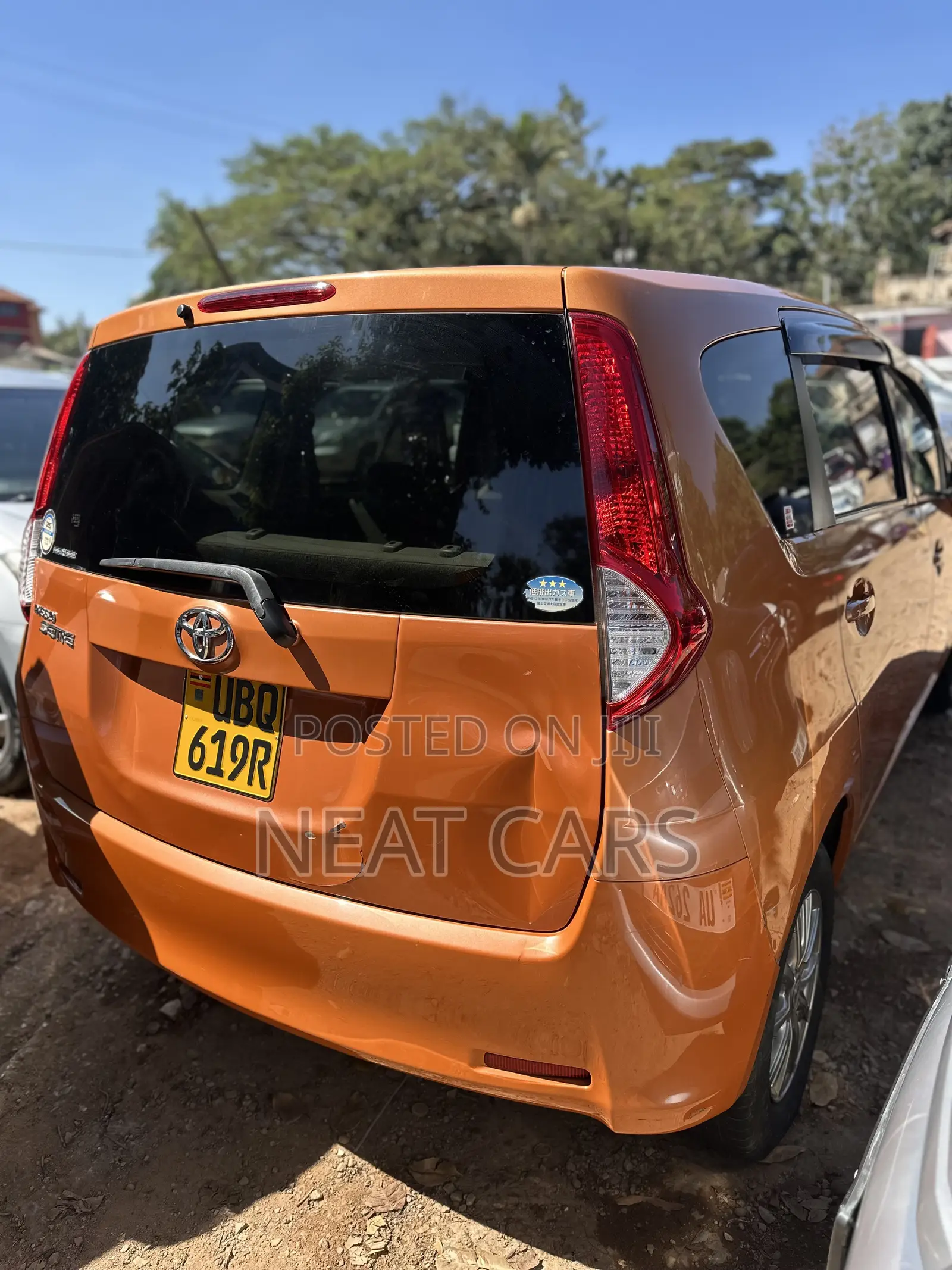Toyota Passo Sette 2009 Maroon