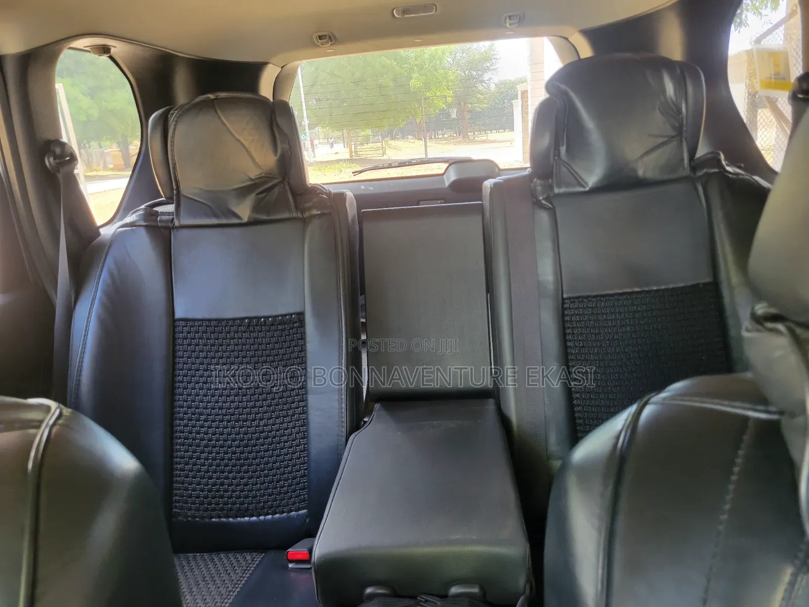 Nissan X-Trail 2.0 Petrol XE 2011 Silver