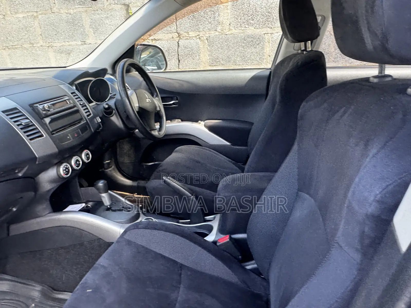 Mitsubishi Outlander 2012 Silver