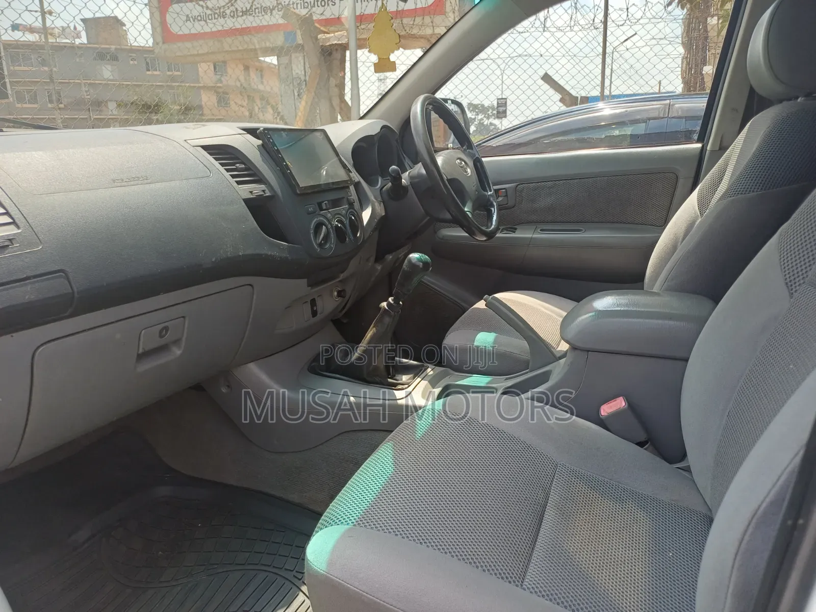 Toyota Hilux 3.0 D-4D 4x4 2013 White